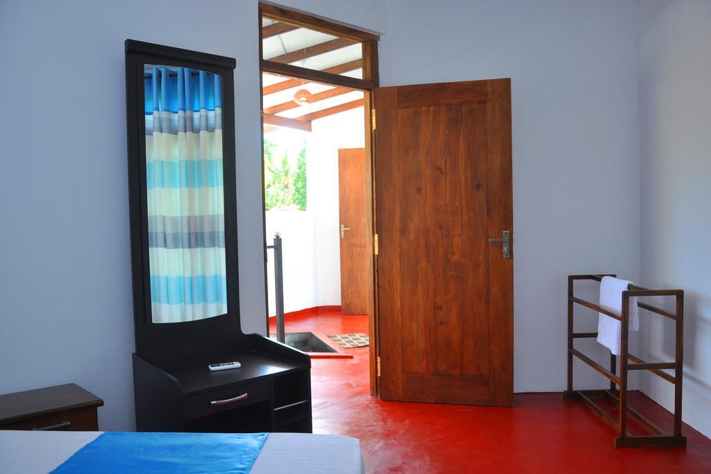 Coconut Garden House Otel Udawalawe Dış mekan fotoğraf