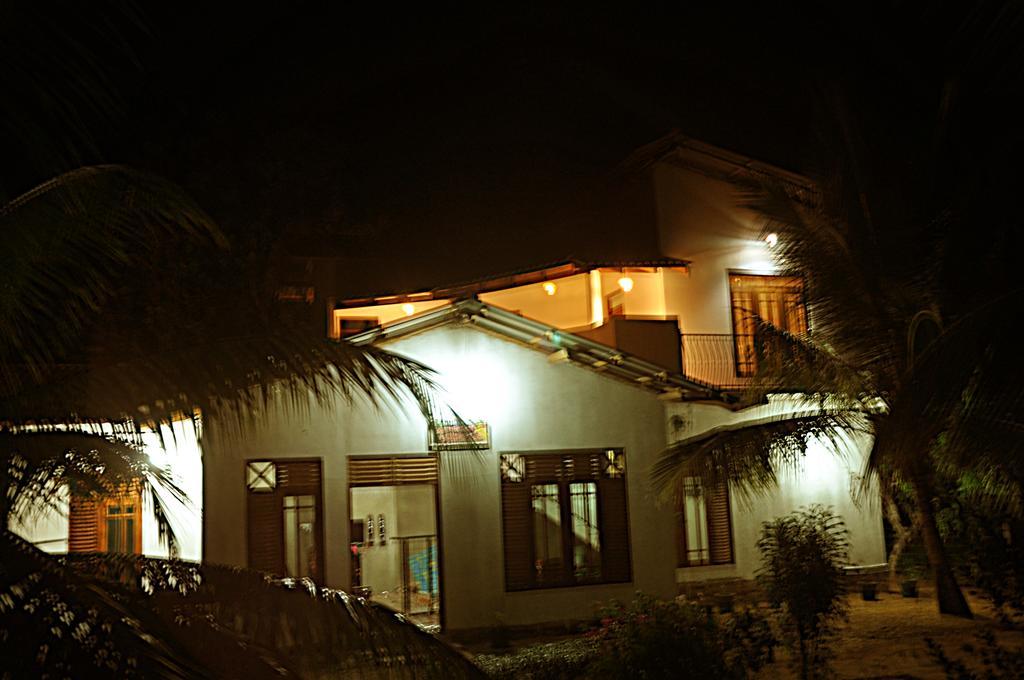 Coconut Garden House Otel Udawalawe Dış mekan fotoğraf