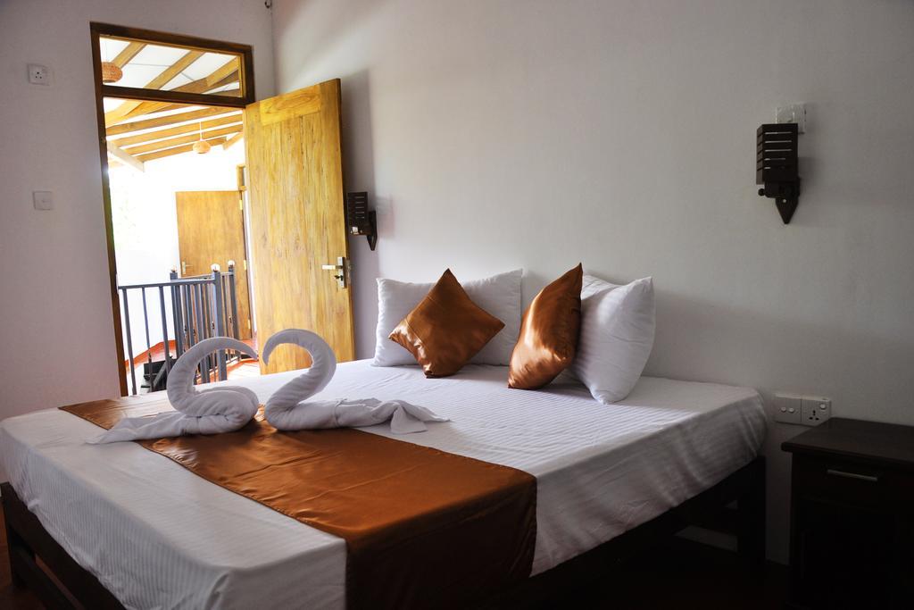 Coconut Garden House Otel Udawalawe Dış mekan fotoğraf