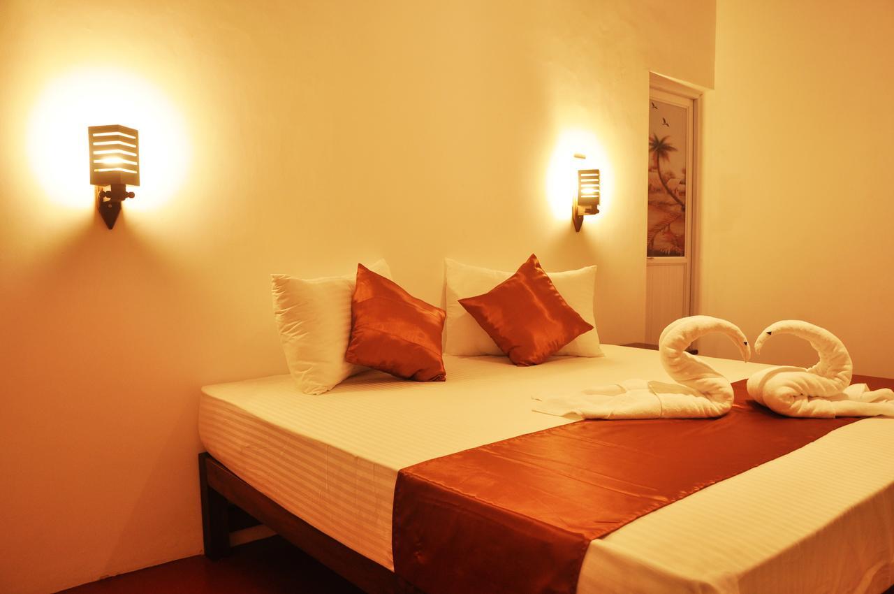 Coconut Garden House Otel Udawalawe Dış mekan fotoğraf